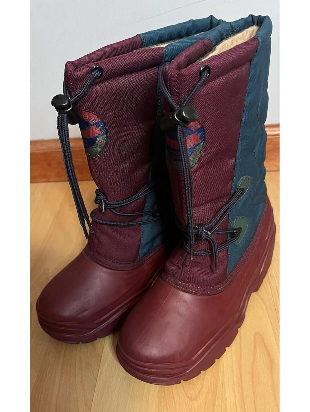 Kamik Women's Winter Boots US-6 Nylon/Rubber 90s-colorway Burgundy Teal